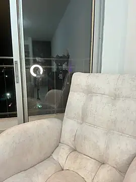 Snapshot of WowAna chatting on March 3, 1:53 am WowAna online show from March 3, 1:53 am