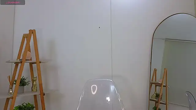 bella  adams online show from April 16, 11:44 am