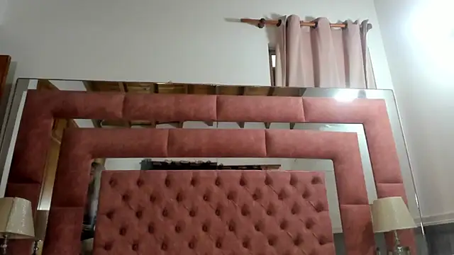 Snapshot of briana_wonder69xxx chatting on December 15, 2:32 pm briana wonder69xxx online show from December 15, 2:32 pm