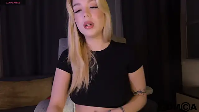 ariashaa online show from March 25, 4:02 pm