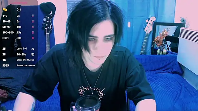 Snapshot of sademobeer chatting on May 24, 9:31 pm sademobeer online show from May 24, 9:31 pm
