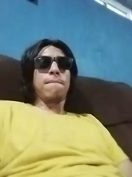 AlexAlejandro13 online show from May 25, 12:27 am
