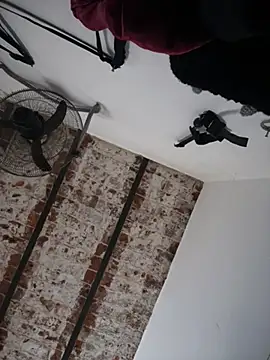 Alicbranca online show from July 22, 3:48 pm