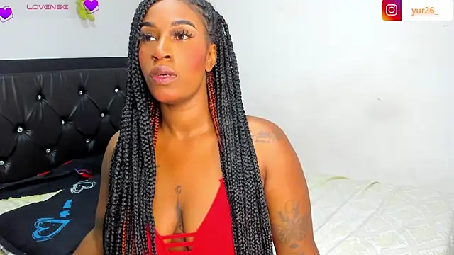 Snapshot of Brandiibrow chatting on February 11, 11:12 pm Brandiibrow online show from February 11, 11:12 pm