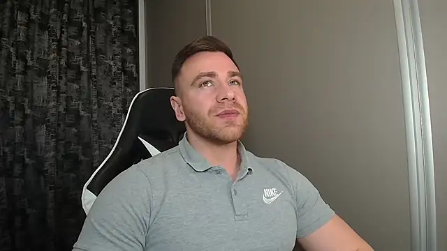 Thori92 online show from April 10, 4:44 pm