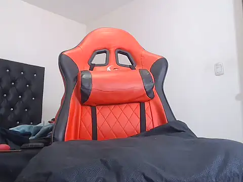 jeancarloscum12 online show from July 21, 3:36 pm