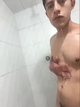 KevinCrz online show from October 23, 6:13 am