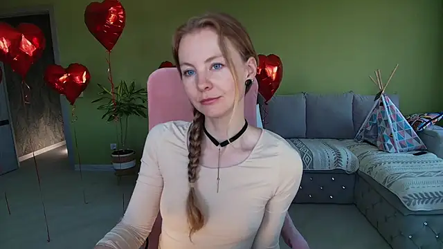 Cuddle Cat online show from May 31, 5:26 am