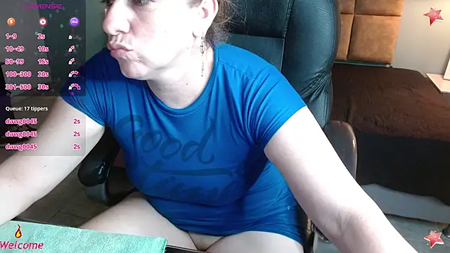 Barbiegomez online show from March 11, 6:21 am