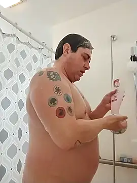 Snapshot of JGRisk chatting on February 12, 3:29 pm JGRisk online show from February 12, 3:29 pm