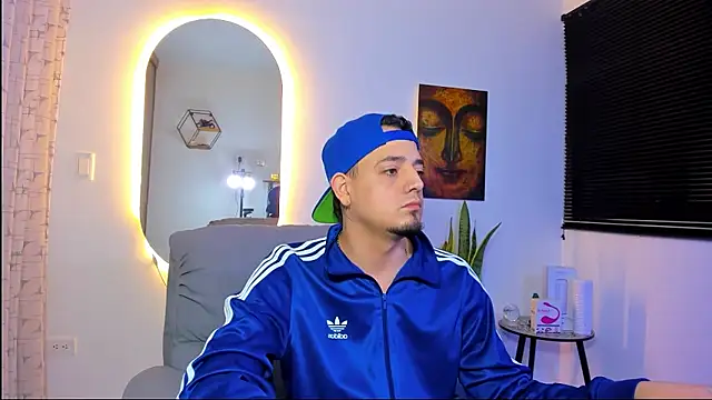 alejandro calderon1 online show from January 13, 4:29 am