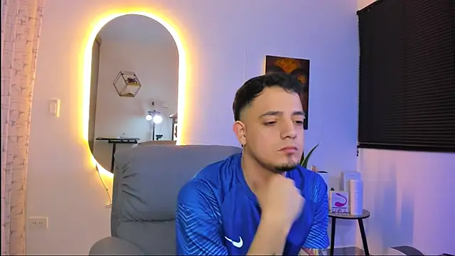 alejandro calderon1 online show from March 1, 4:03 am