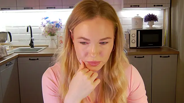 Veronika Mitchel online show from October 19, 12:28 pm