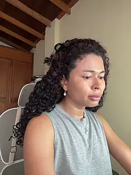 GabriSaenz online show from April 1, 12:50 pm