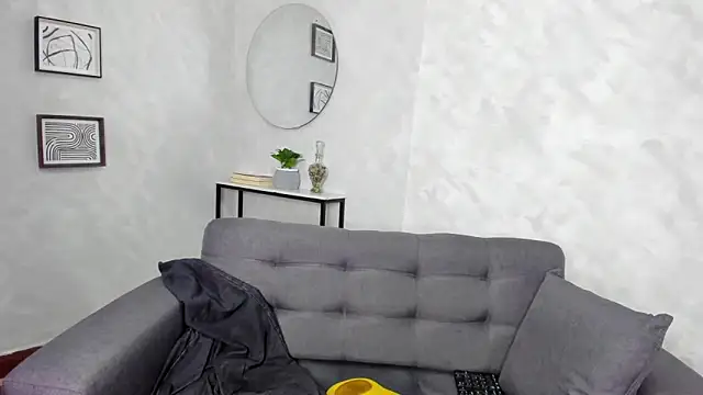 Emattaylor online show from February 13, 11:06 am