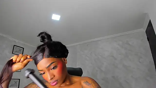 Emattaylor online show from March 19, 11:03 am