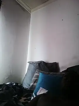 Snapshot of sobs1011 chatting on November 6, 8:48 am sobs1011 online show from November 6, 8:48 am