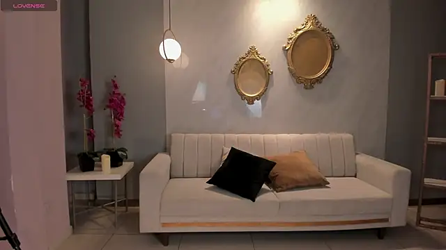 ErikaBenz  online show from October 8, 12:36 pm