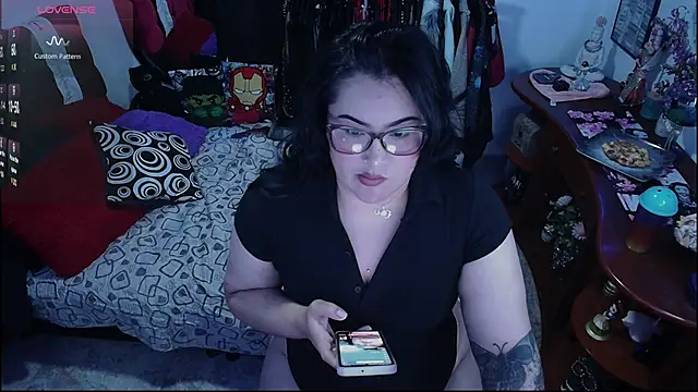 lufek23 online show from October 4, 4:27 pm