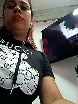 Latina sexy1 online show from October 9, 3:54 pm