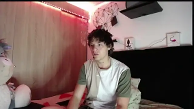 Santiago kiler online show from February 14, 11:29 am