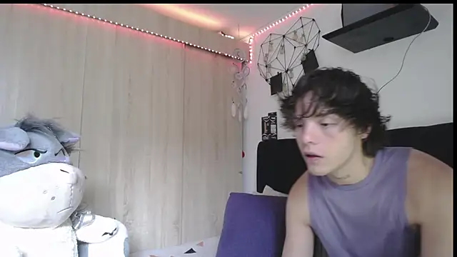 Santiago kiler online show from April 9, 4:01 pm