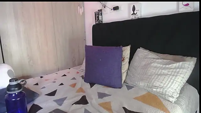 Santiago kiler online show from April 18, 7:07 pm