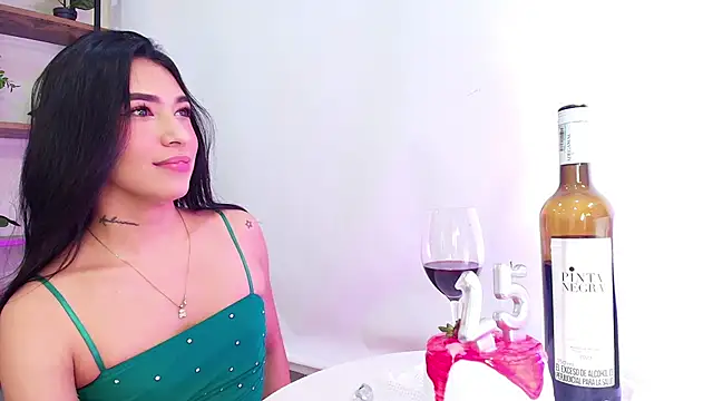 Snapshot of Sassy--Girl chatting on February 3, 7:30 pm Sassy--Girl online show from February 3, 7:30 pm