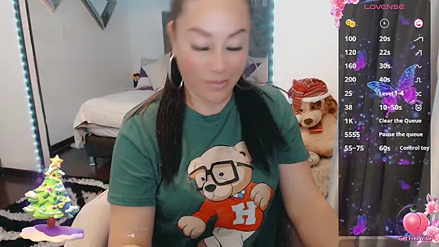 jlove bss online show from December 15, 2:52 am