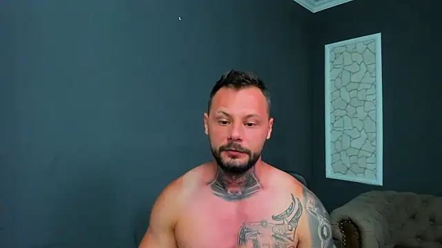 Snapshot of BrianHunts chatting on July 20, 5:00 am BrianHunts online show from July 20, 5:00 am