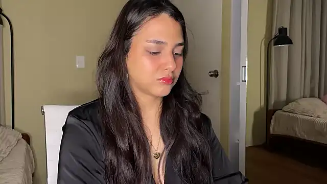xSelena online show from May 5, 4:53 am