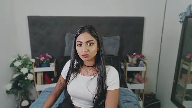Snapshot of Delilah_Blazee chatting on July 13, 2:53 pm Delilah Blazee online show from July 13, 2:53 pm