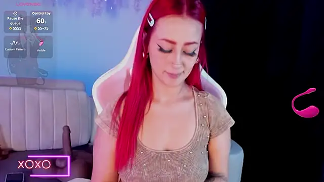 Mia-Bloom online show from July 14, 3:22 am