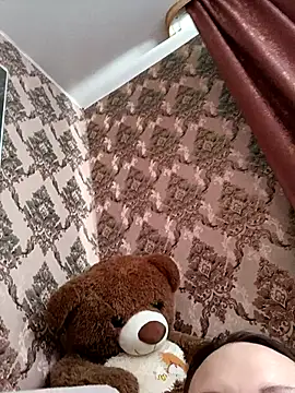 LeilaSaint online show from February 2, 7:18 am