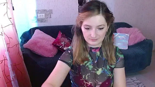 Arielsssplash online show from April 10, 5:45 am