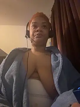 nickytheehawtie online show from March 26, 11:49 am