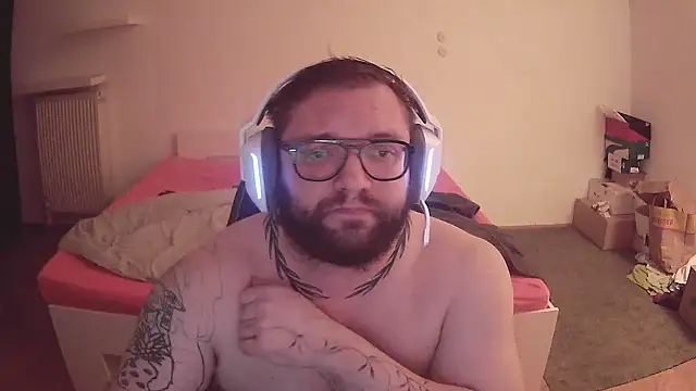 tiltusmaximusv online show from February 11, 6:22 pm