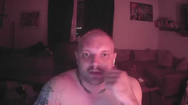 tiltusmaximusv online show from March 10, 4:06 am