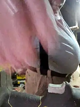 mrwizard4570 online show from November 27, 6:10 pm