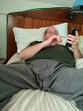 mrwizard4570 online show from February 11, 3:17 pm