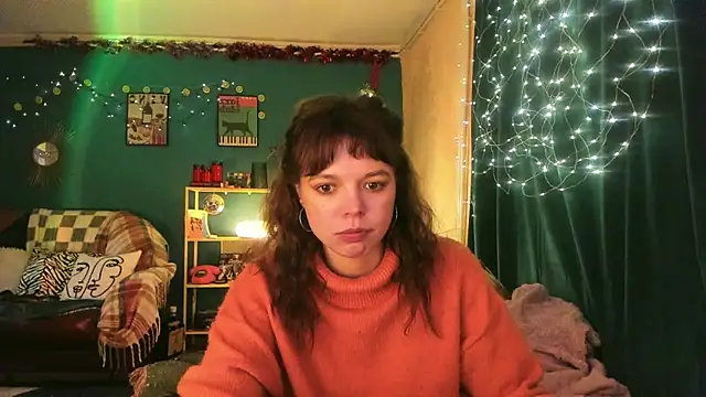 ClancyMorissey online show from December 19, 7:21 pm