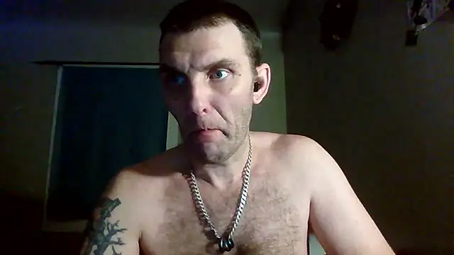 Snapshot of Bigcock666467 chatting on January 18, 5:11 am Bigcock666467 online show from January 18, 5:11 am