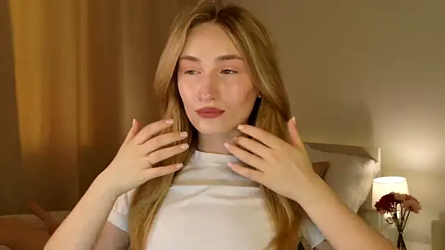 bella  rose online show from February 27, 1:33 pm