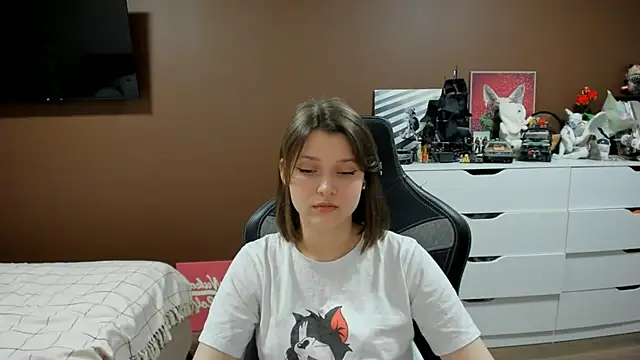 SoniNesti online show from July 16, 2:56 pm