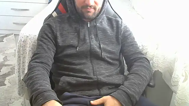 Snapshot of crazybaby5461 chatting on November 17, 11:49 am crazybaby5461 online show from November 17, 11:49 am