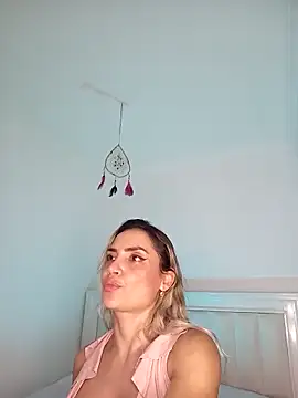 ASHLEY BLAIR online show from March 8, 8:25 pm