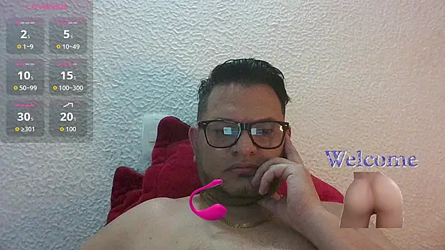 SexDiffrent online show from October 8, 3:04 am