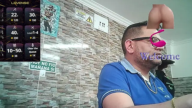 SexDiffrent online show from October 12, 8:19 pm