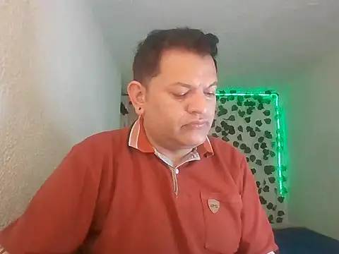 SexDiffrent online show from May 21, 2:57 pm