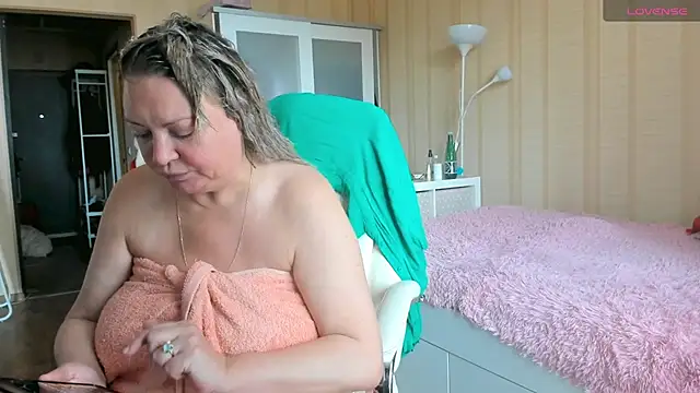 PamHardFuck online show from July 22, 8:39 am